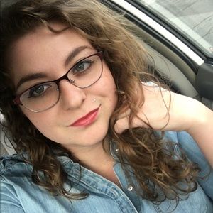 Meet your Posher, Marina